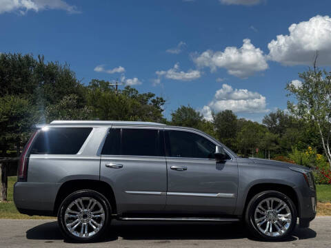 2019 Cadillac Escalade Luxury