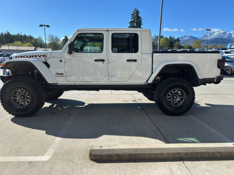 2020 Jeep Gladiator Mojave