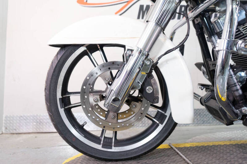 2015 Harley-Davidson Street Glide Special