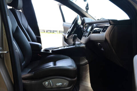 2016 Porsche Macan S