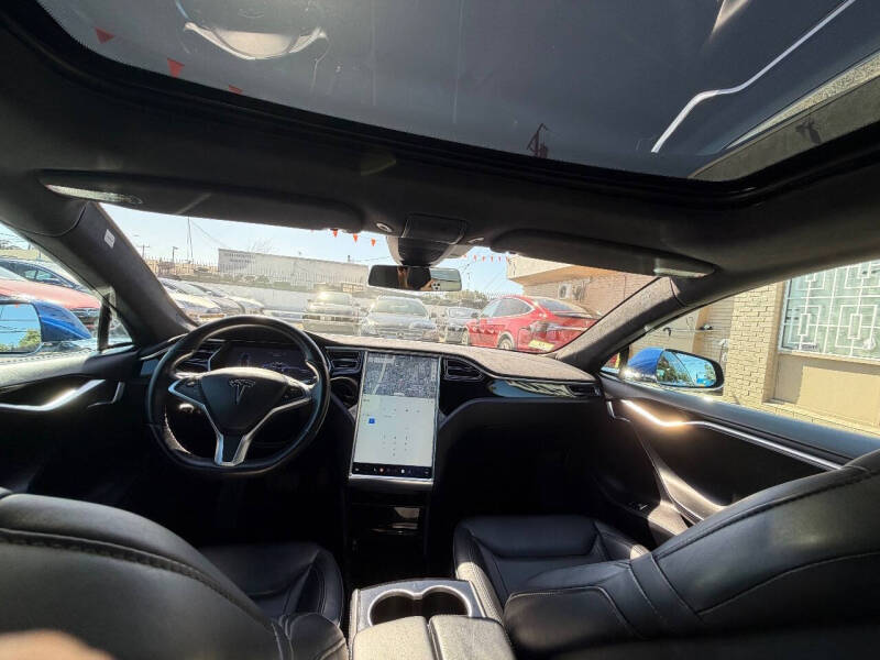 2015 Tesla Model S 85D