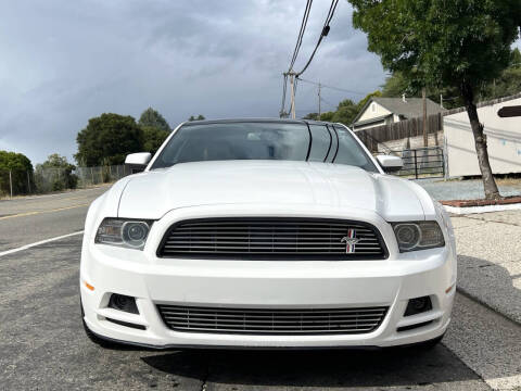 2013 Ford Mustang V6 Premium