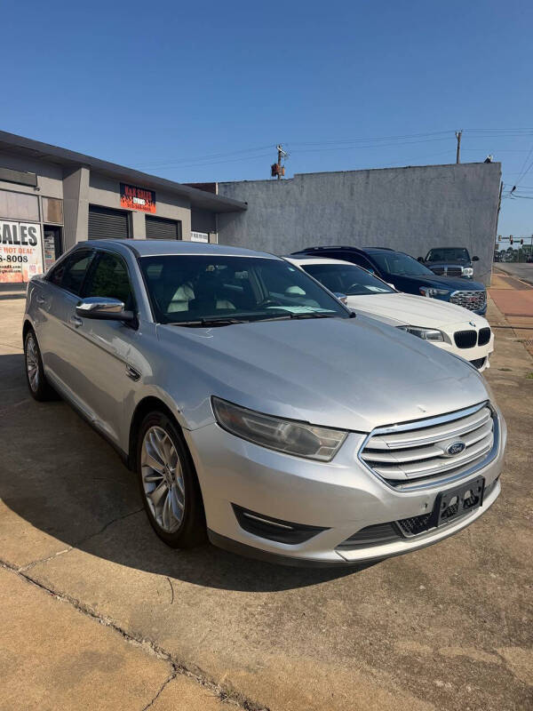 2015 Ford Taurus Limited