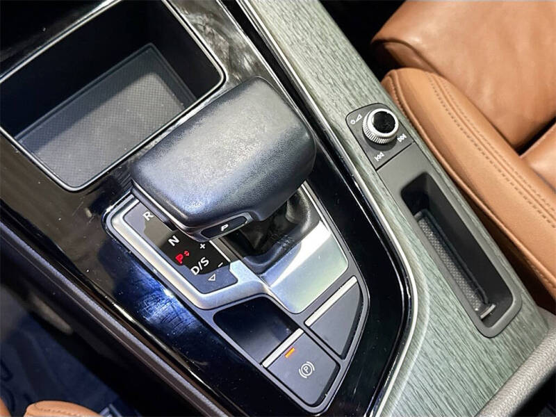 2021 Audi A4 quattro S line Premium 45 TFSI