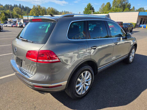 2015 Volkswagen Touareg V6 Sport