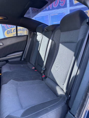 2016 Dodge Charger SXT