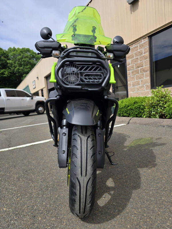 2026 Supermach Tank 200cc EFI with Underglow