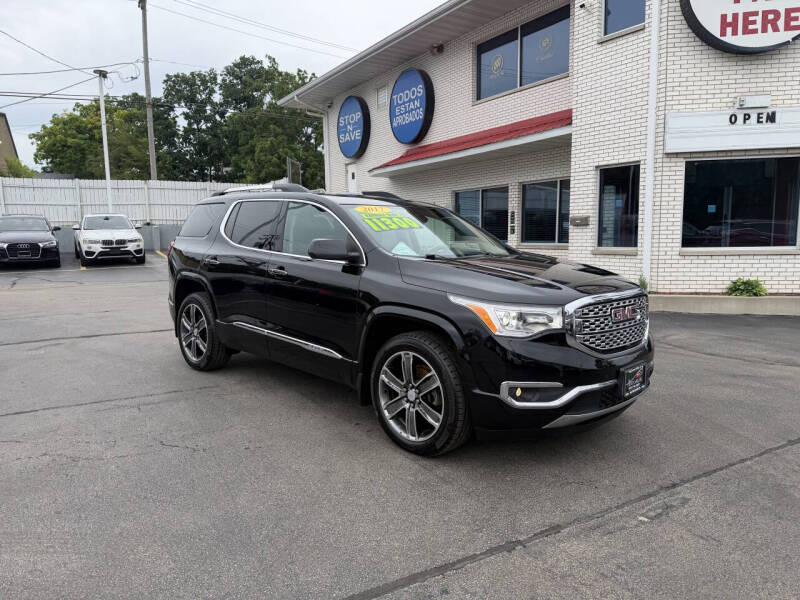 2017 GMC Acadia Denali