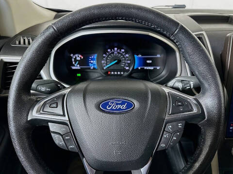 2021 Ford Edge