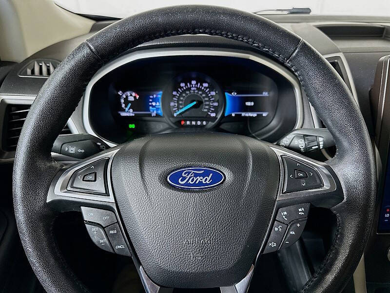 2021 Ford Edge