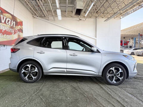2023 Ford Escape ST-Line Select
