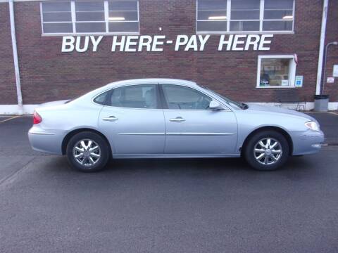 2005 Buick LaCrosse for sale at Kar Mart in Milan IL