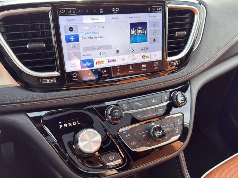 2026 Chrysler Pacifica Pinnacle