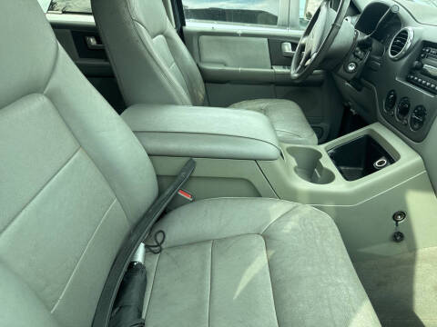 2004 Ford Expedition XLT