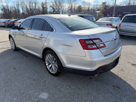 2015 Ford Taurus Limited