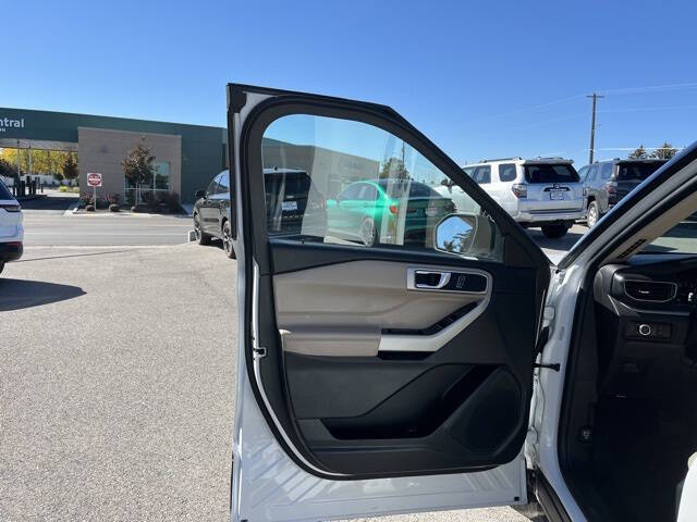 2024 Ford Explorer XLT