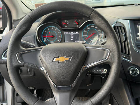 2018 Chevrolet Cruze LS Auto