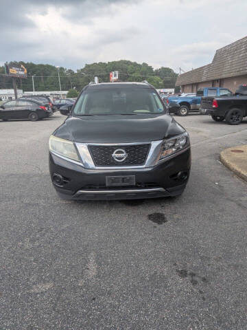 2016 Nissan Pathfinder SV
