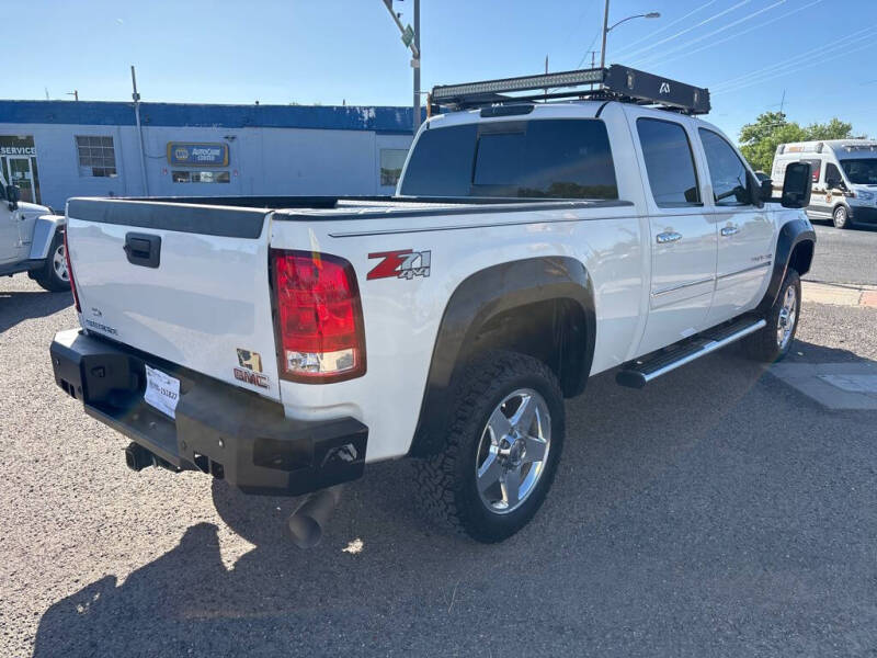 2011 GMC Sierra 2500HD Denali