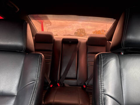 2013 Dodge Charger SXT