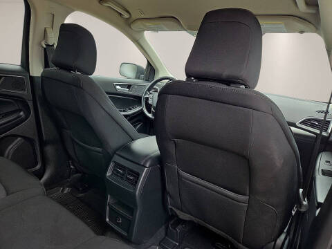 2021 Ford Edge SE