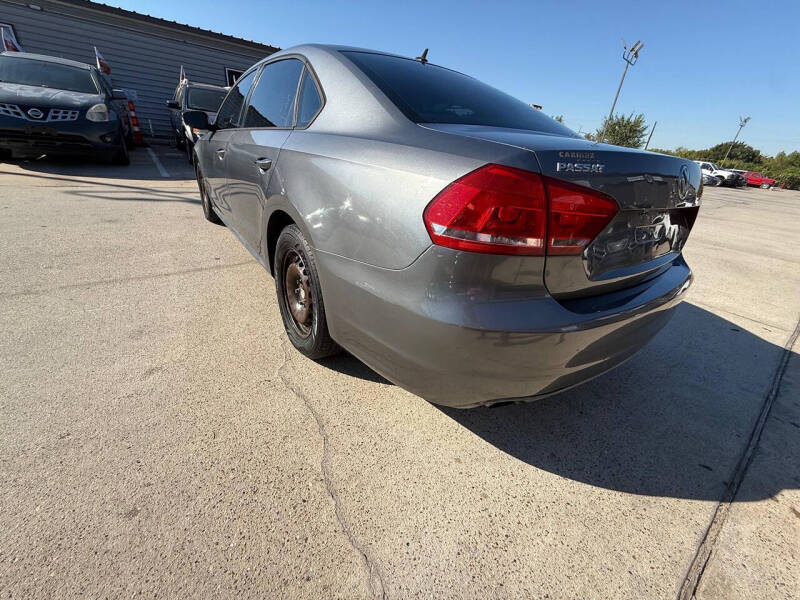 2014 Volkswagen Passat 1.8T S