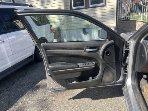 2016 Chrysler 300 Limited