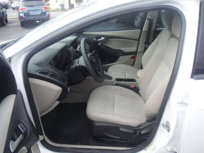 2017 Ford Focus SE