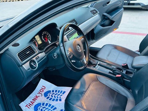 2014 Volkswagen Passat 1.8T S