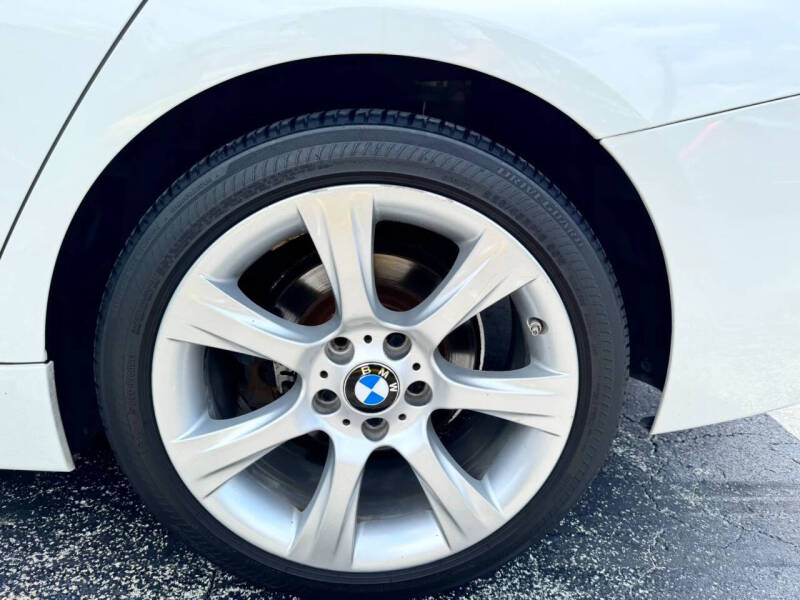 2015 BMW 3 Series 320i