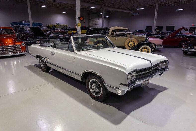 1965 Oldsmobile Cutlass