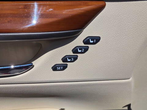 2013 Lexus ES 300h
