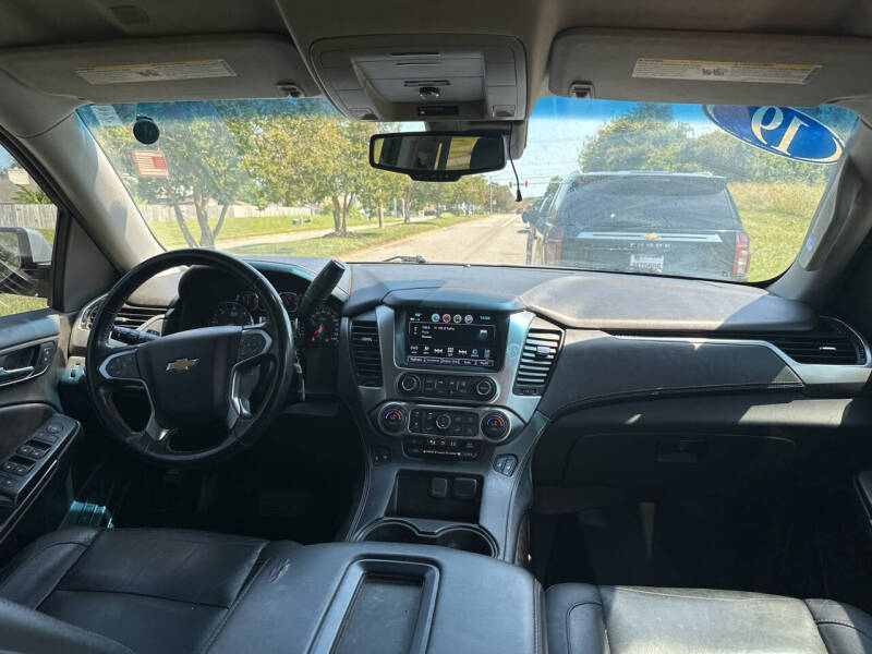 2019 Chevrolet Suburban LT