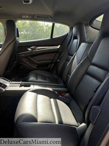 2011 Porsche Panamera