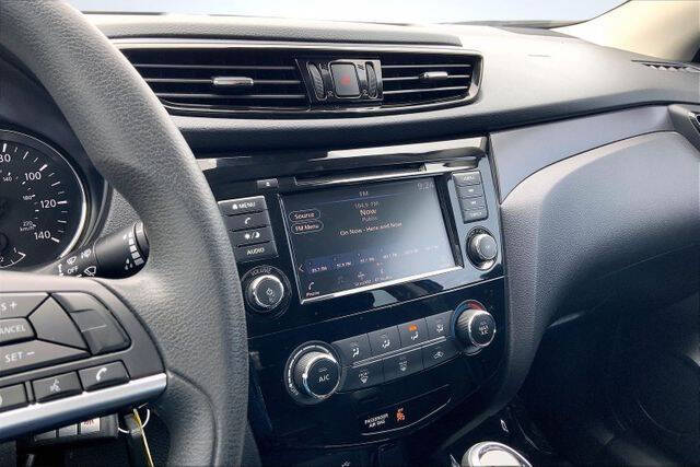 2022 Nissan Rogue Sport S