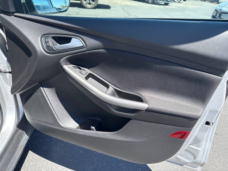2018 Ford Focus Titanium