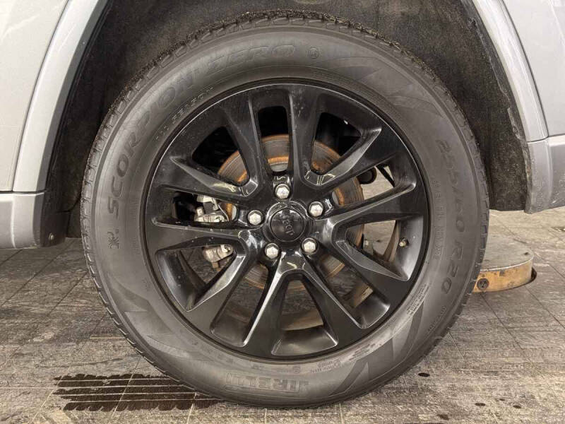 2019 Jeep Grand Cherokee Altitude