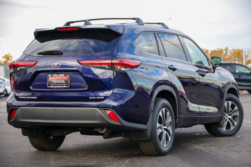 2022 Toyota Highlander XLE