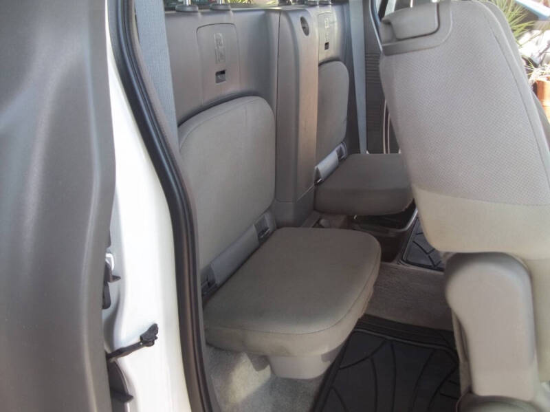 2014 Nissan Frontier SV