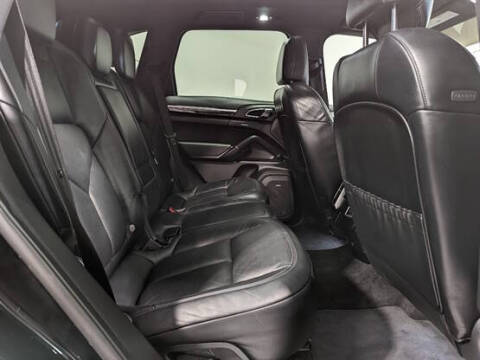 2016 Porsche Cayenne S