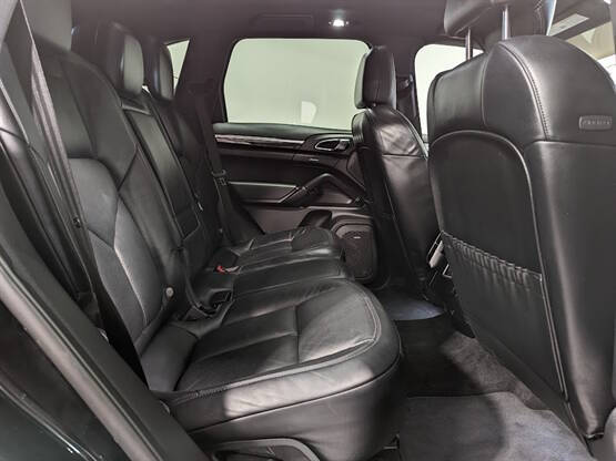 2016 Porsche Cayenne S