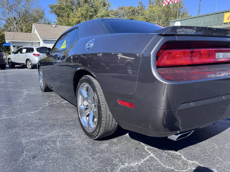 2013 Dodge Challenger R/T Plus