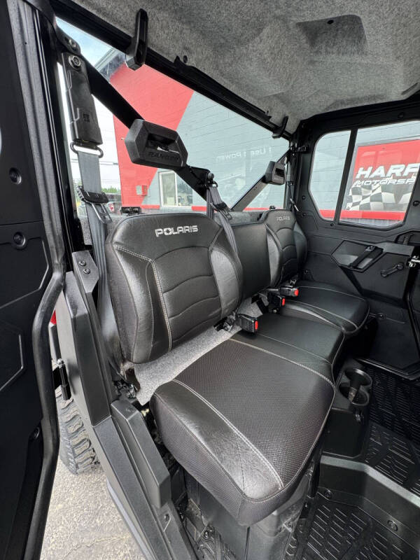 2025 Polaris Ranger 1000 XP Crew Northstar