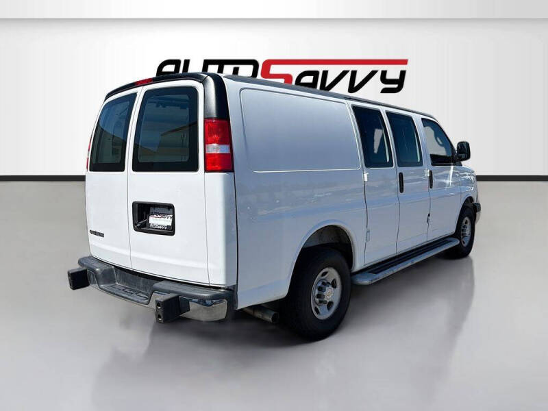 2025 Chevrolet Express 2500