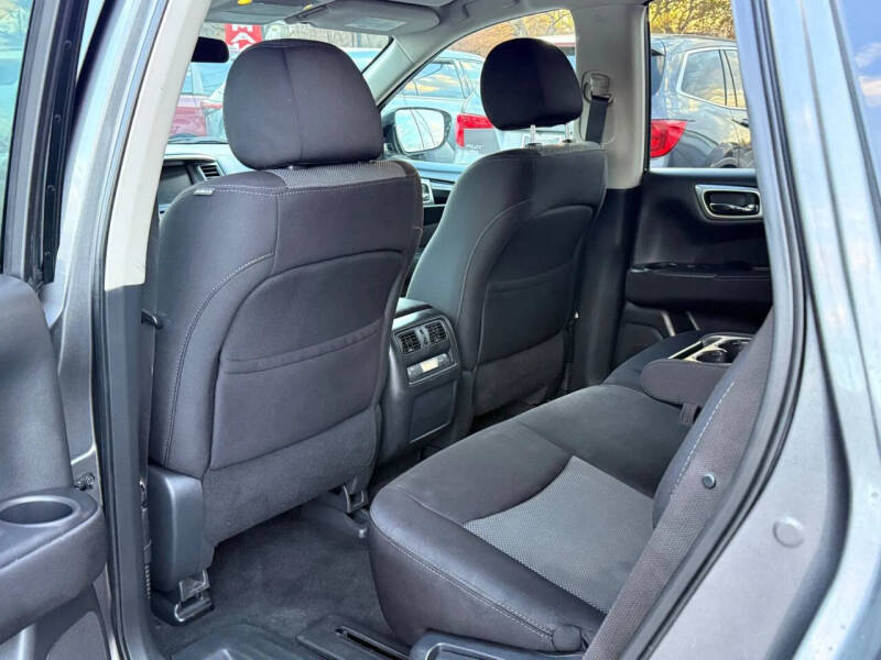 2017 Nissan Pathfinder