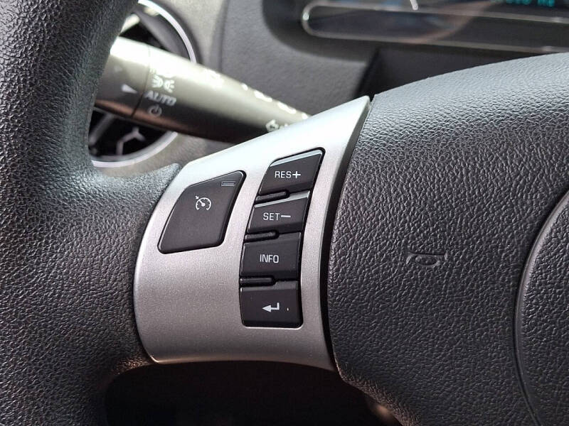 2011 Chevrolet HHR LS