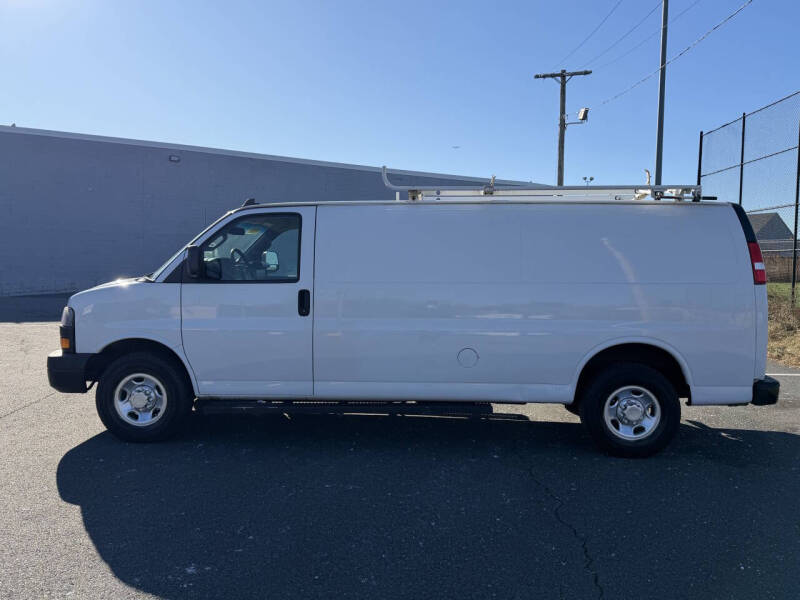 2019 Chevrolet Express 2500