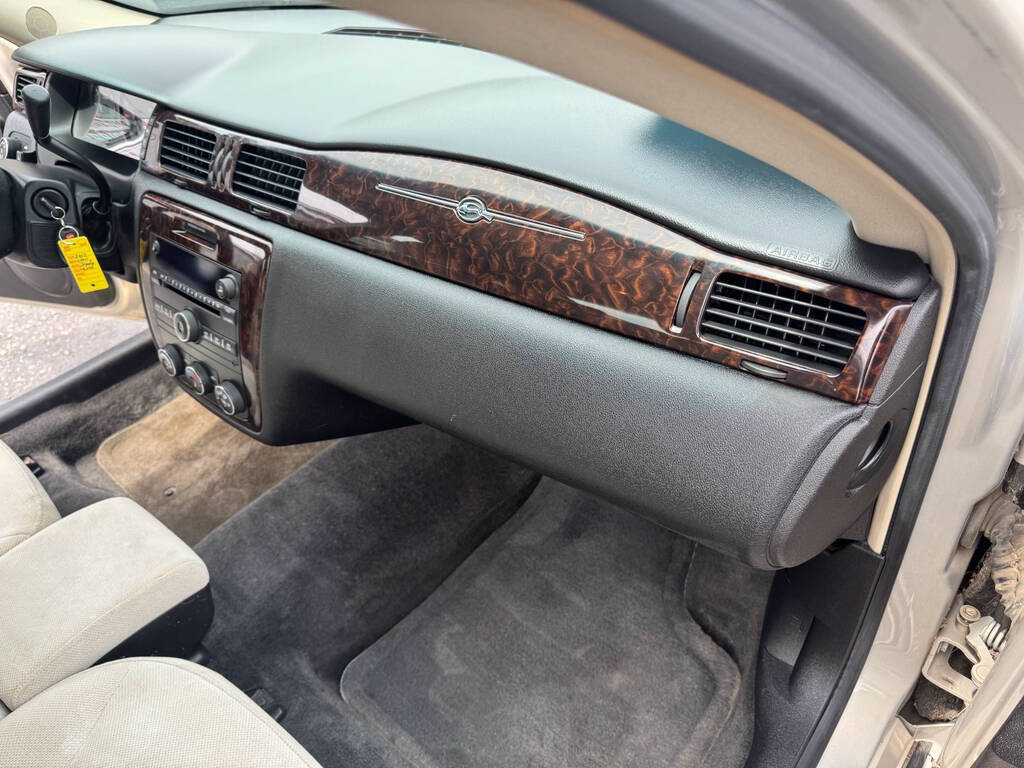 2012 Chevrolet Impala 37