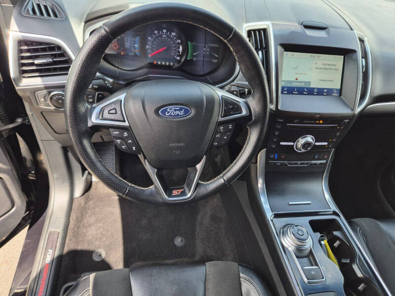 2019 Ford Edge ST