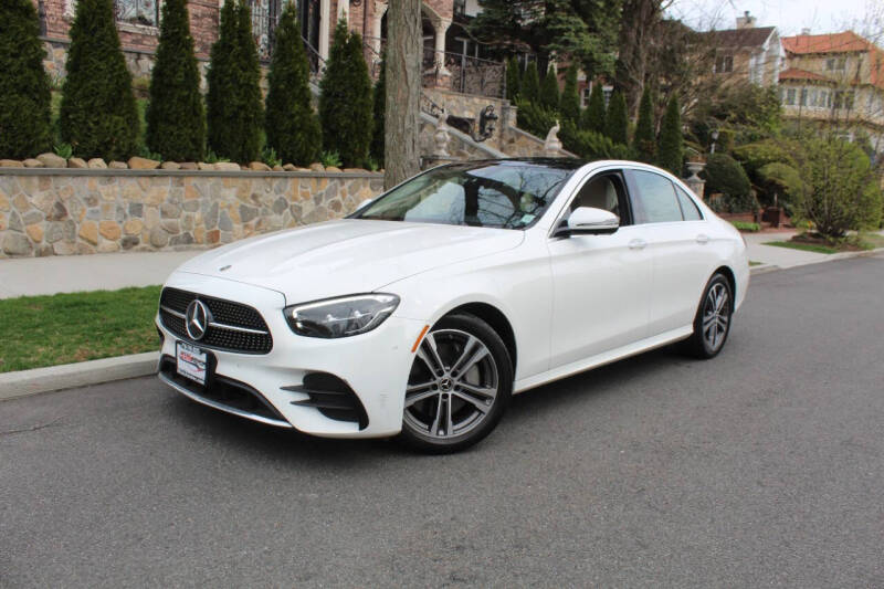 2021 Mercedes-Benz E-Class E350's photo